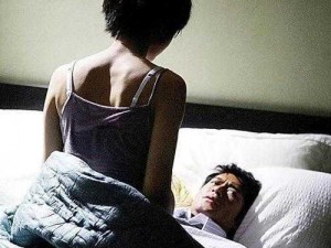 男生女生一起相嗟嗟嗟轮滑鞋免费，这是什么操作？